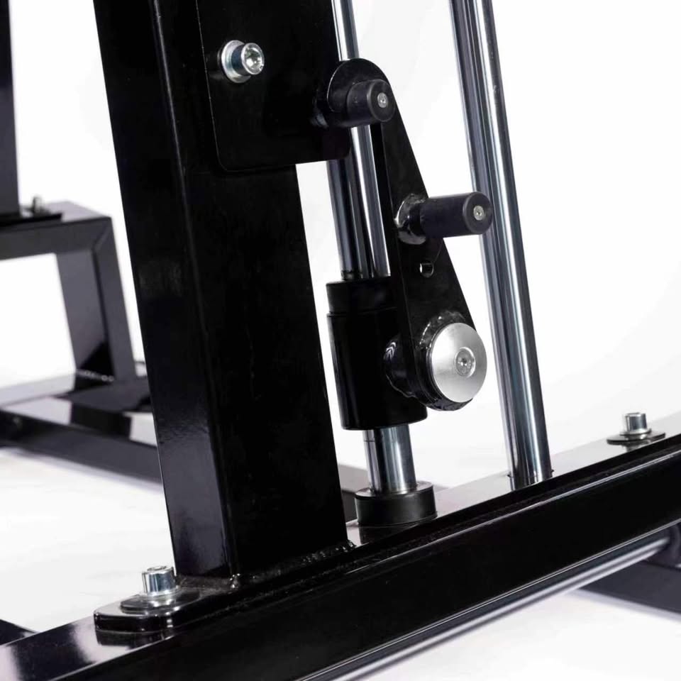 Adjustable Converging Smith Machine (Plate Loaded)